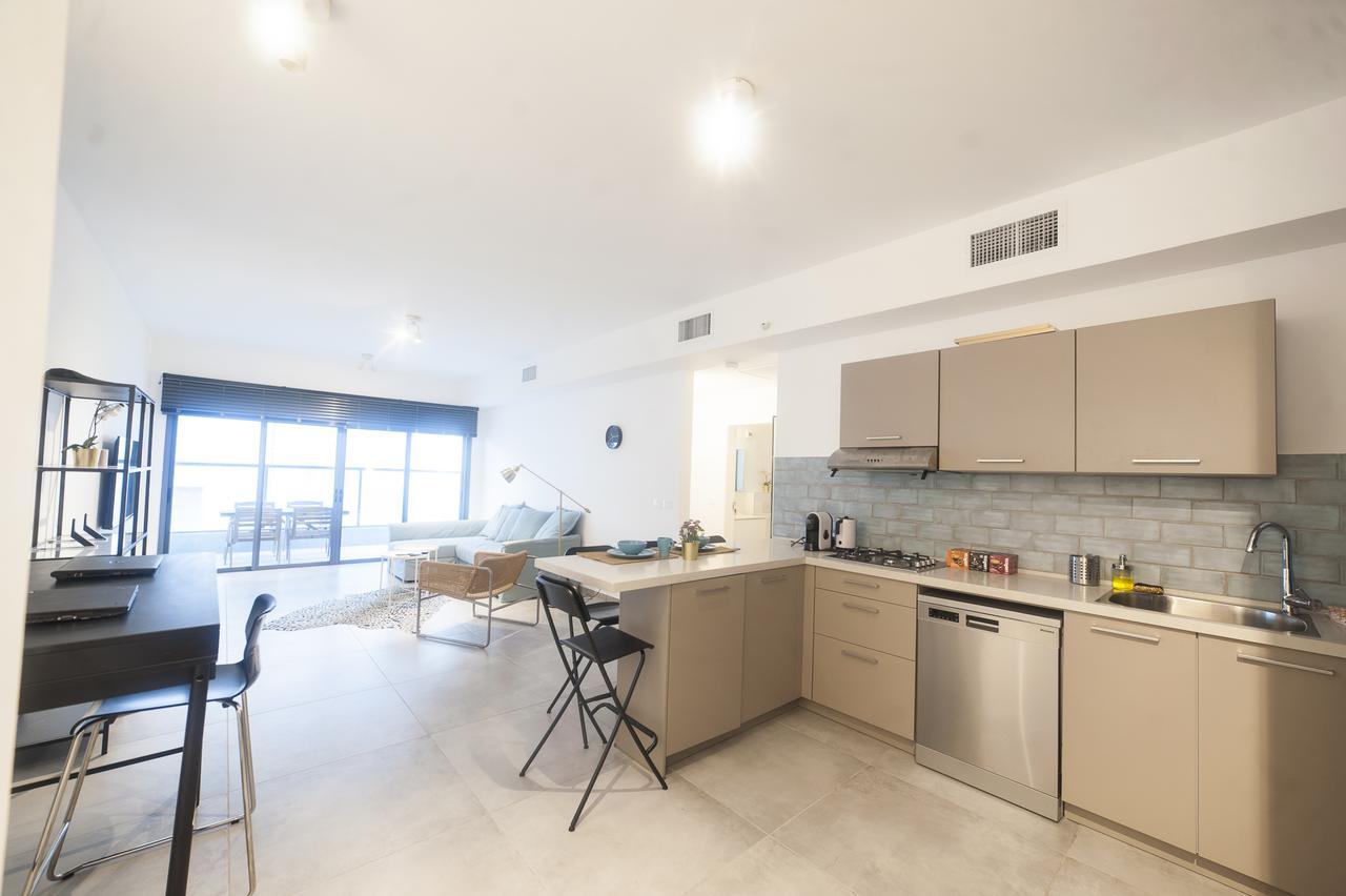 Luxury 2 Bedrooms Apartments Rothschild + Balcony เทลอาวีฟ ภายนอก รูปภาพ