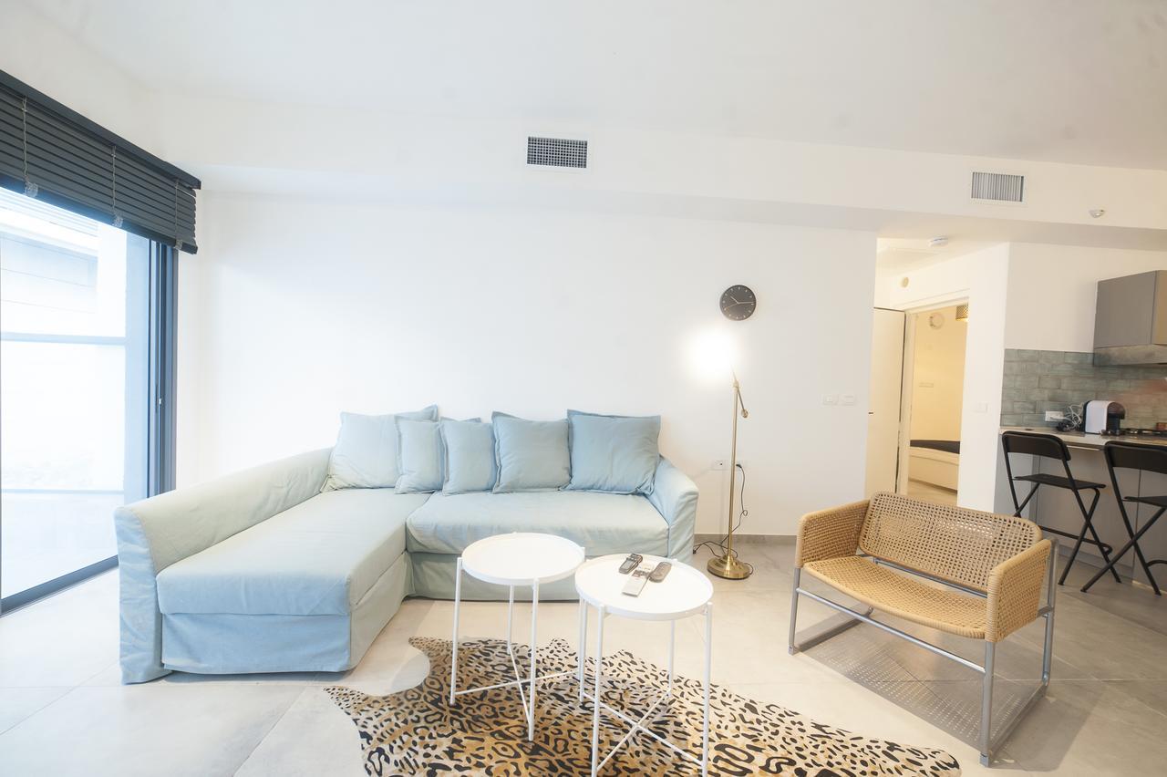 Luxury 2 Bedrooms Apartments Rothschild + Balcony เทลอาวีฟ ภายนอก รูปภาพ