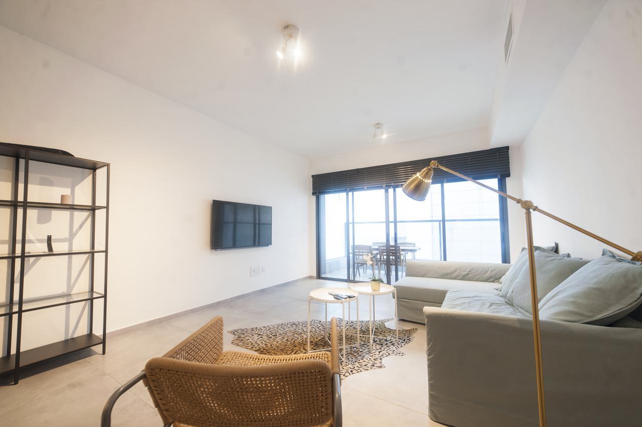 Luxury 2 Bedrooms Apartments Rothschild + Balcony เทลอาวีฟ ภายนอก รูปภาพ