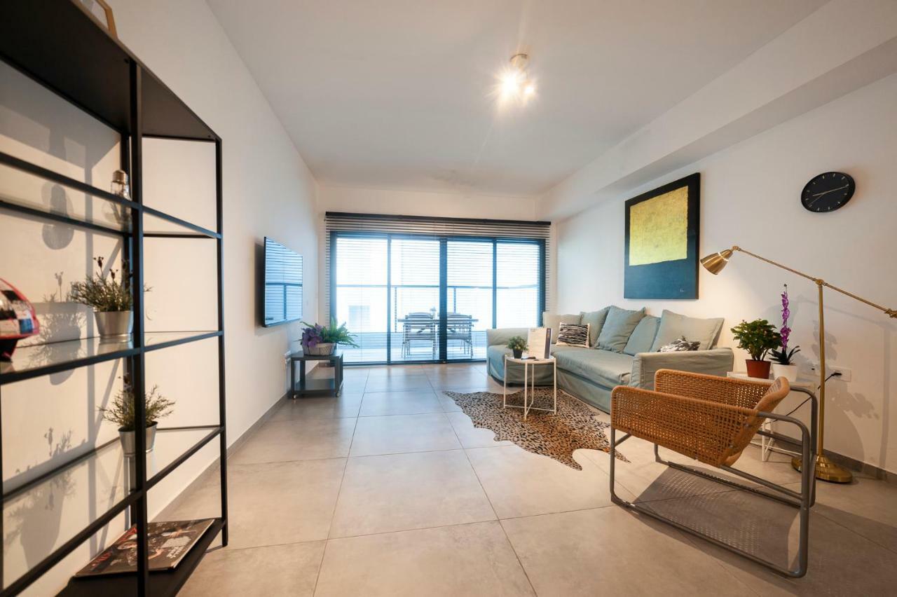 Luxury 2 Bedrooms Apartments Rothschild + Balcony เทลอาวีฟ ภายนอก รูปภาพ
