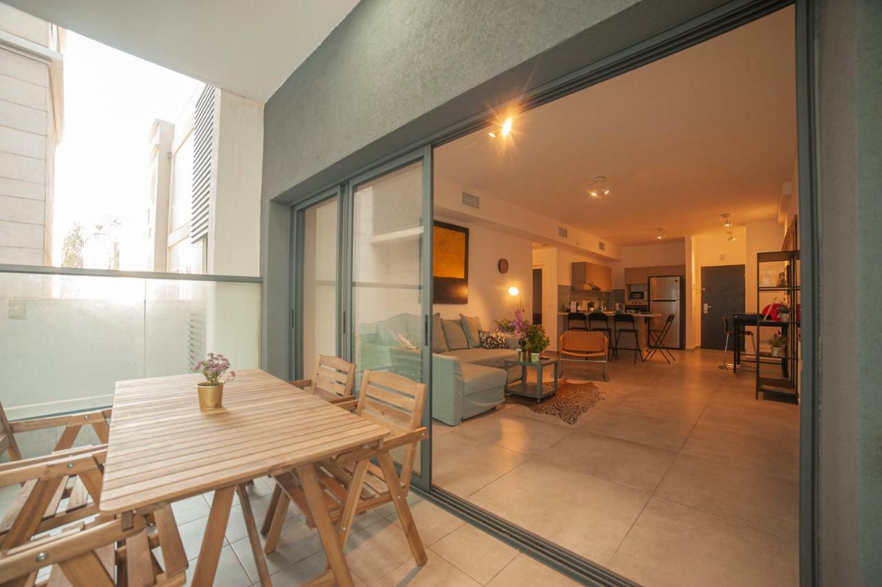 Luxury 2 Bedrooms Apartments Rothschild + Balcony เทลอาวีฟ ภายนอก รูปภาพ