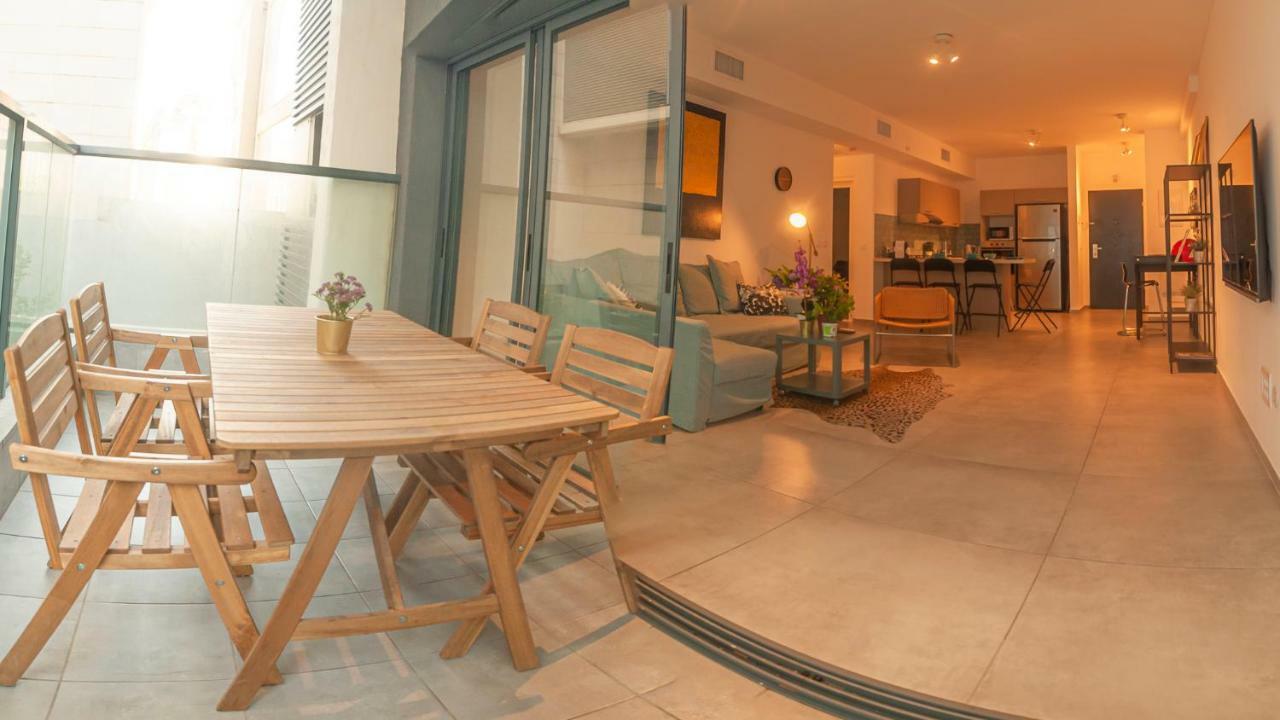 Luxury 2 Bedrooms Apartments Rothschild + Balcony เทลอาวีฟ ภายนอก รูปภาพ