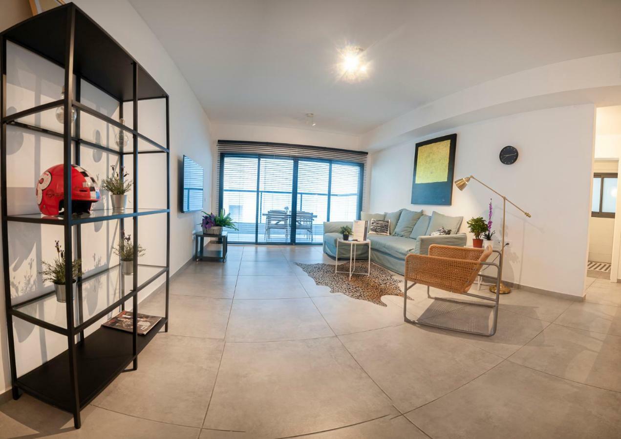 Luxury 2 Bedrooms Apartments Rothschild + Balcony เทลอาวีฟ ภายนอก รูปภาพ