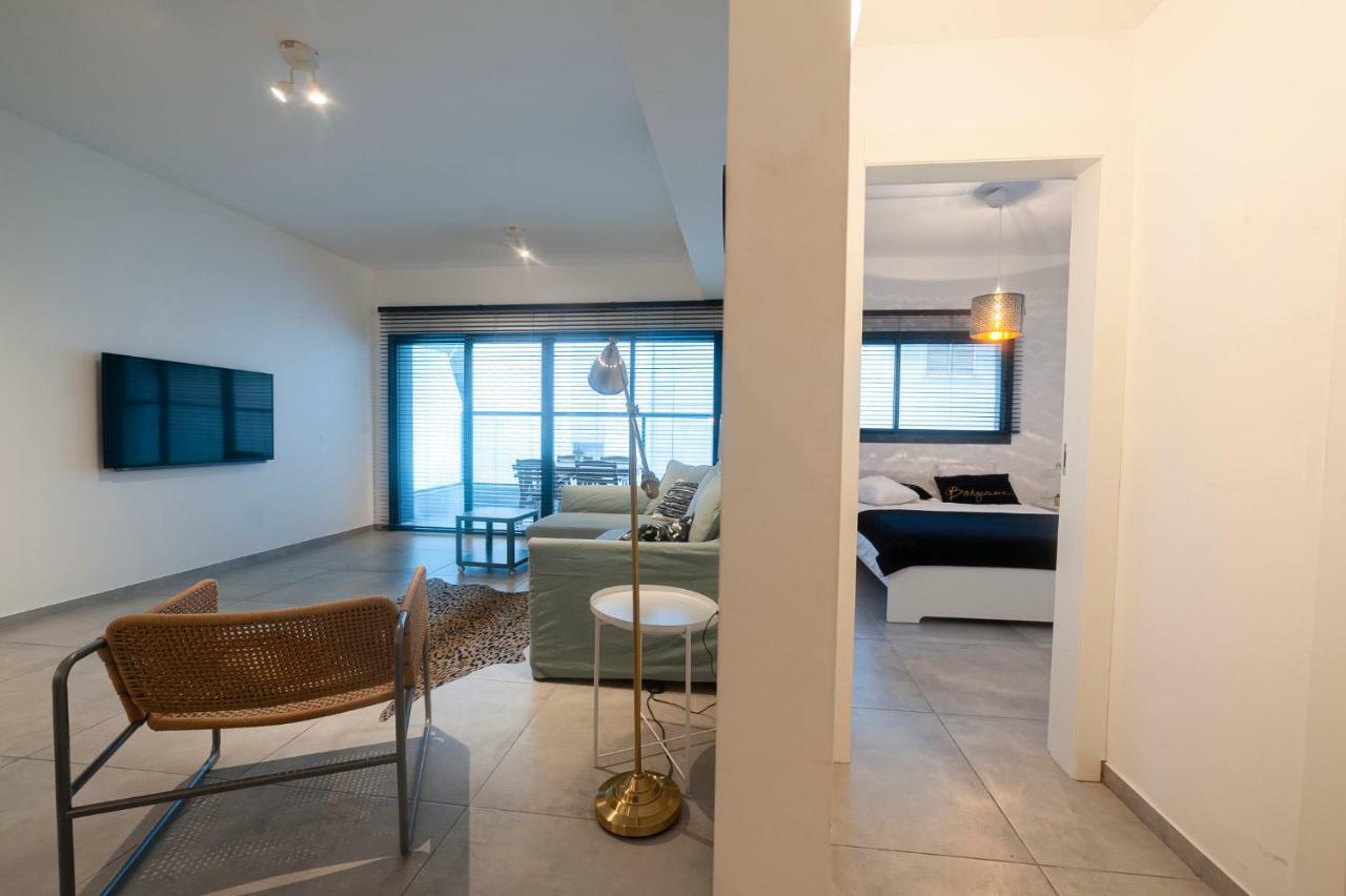 Luxury 2 Bedrooms Apartments Rothschild + Balcony เทลอาวีฟ ภายนอก รูปภาพ